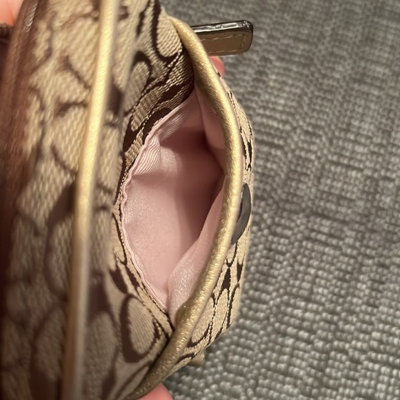 Coach Wristlet - Picture 9 of 9